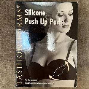 Silicone push up pads